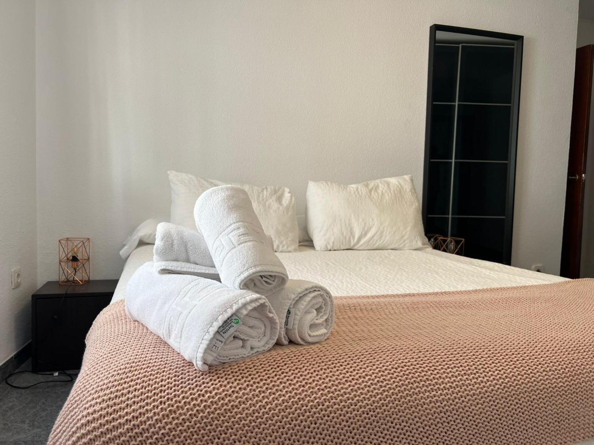 Appartement Apartamento Los Califas A 100M De La Catedral à Cordoue Extérieur photo